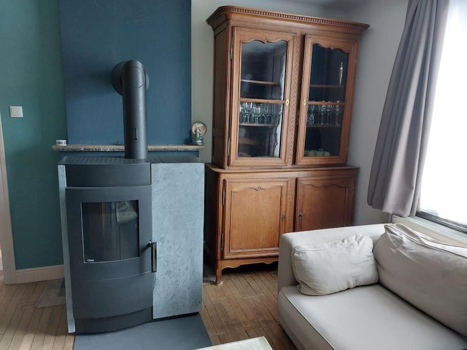 Le Reposoir Maison Spacieuse Avec Feu Au Bois Bertogne Экстерьер фото